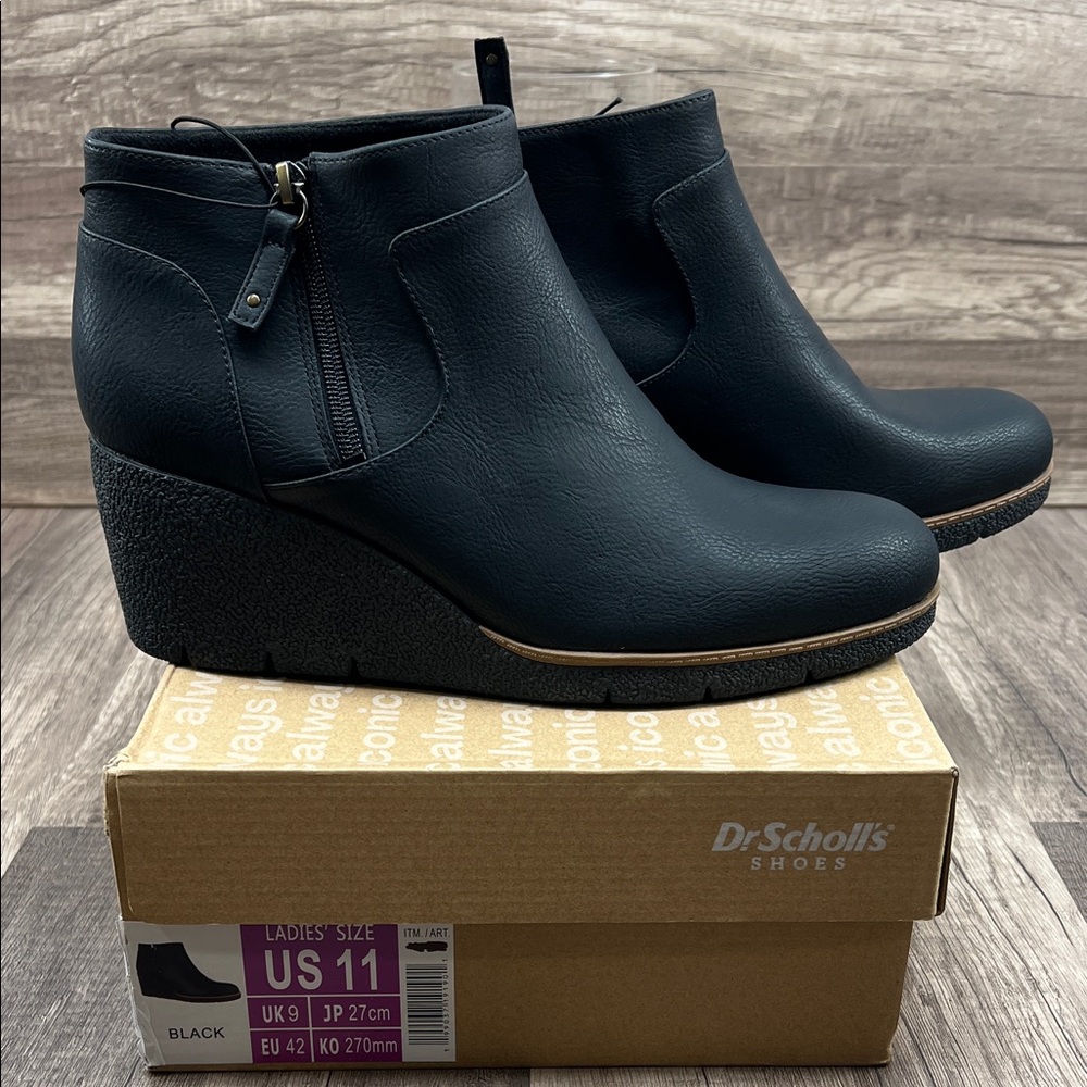 Dr. Scholl's Black Wedge Ankle Boots